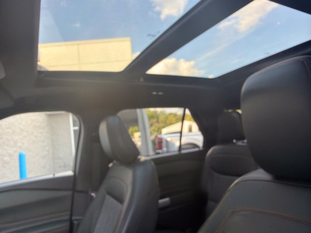 Used 2023 Ford Explorer Timberline w/ Timberline Technology Package AWD/4WD image 16