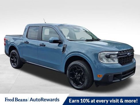Certified 2022 Ford Maverick XLT w/ Equipment Group 300A Standard AWD/4WD image 1