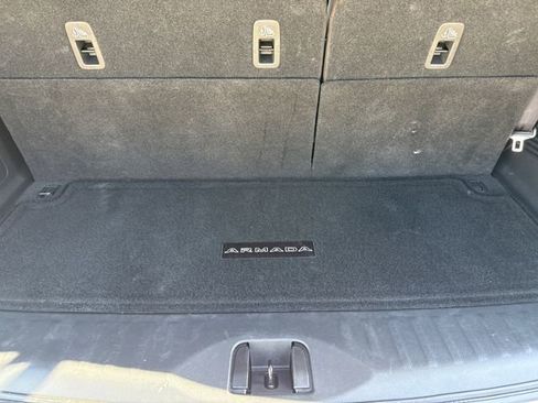 Used 2025 Nissan Armada Platinum image 10