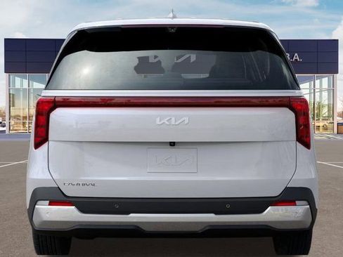 New 2026 Kia Carnival EX FWD image 13