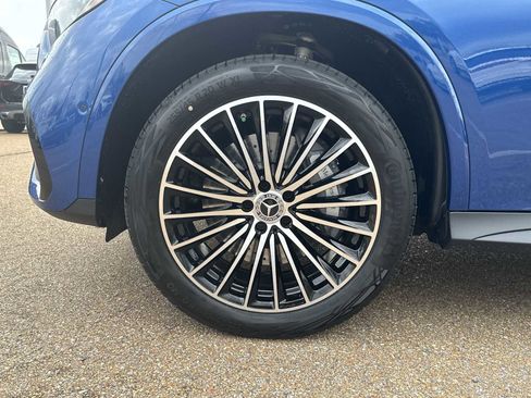 New 2026 Mercedes-Benz GLC 300 image 12