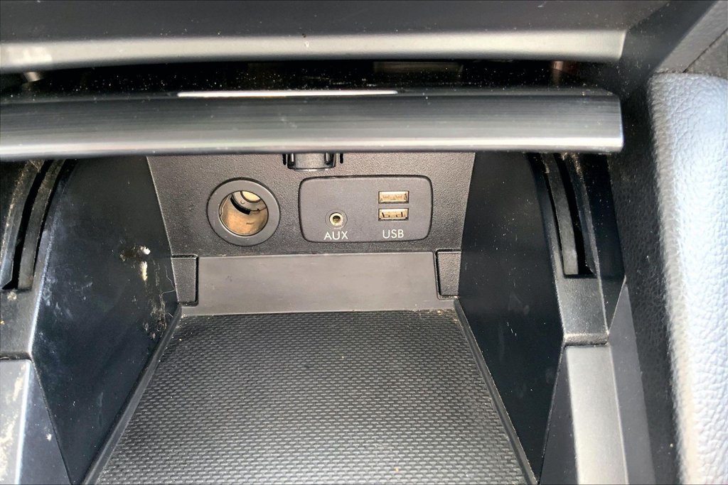 Used 2018 Subaru Outback 2.5i Limited AWD/4WD image 16