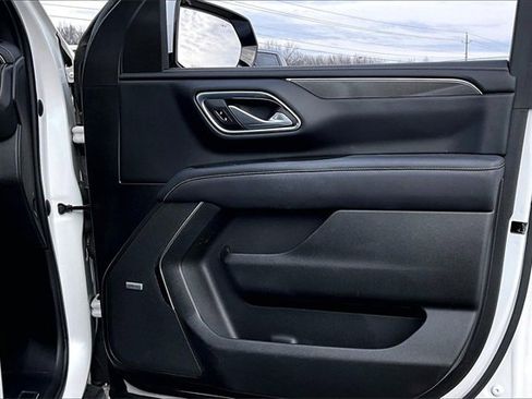 Used 2022 GMC Yukon XL AT4 w/ Max Trailering Package image 29