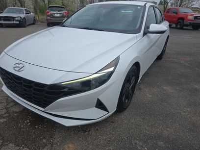 Used 2023 Hyundai Elantra SEL