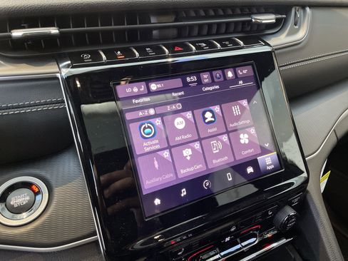 New 2025 Jeep Grand Cherokee Laredo X w/ Luxury Tech Group I image 34