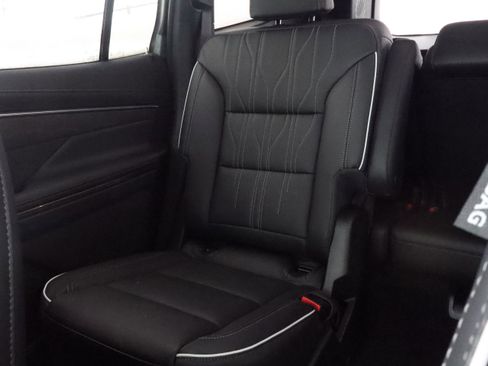 New 2026 Buick Enclave Avenir w/ Super Cruise Package image 13