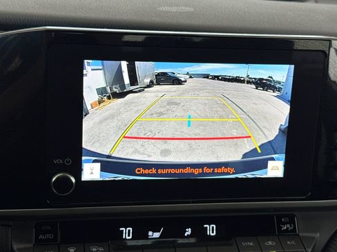 Used 2025 Toyota Camry SE FWD image 20