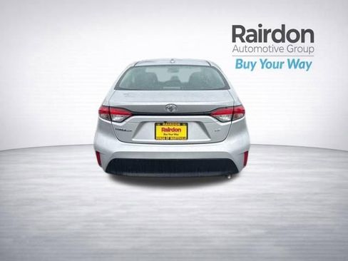 Used 2023 Toyota Corolla LE FWD image 35
