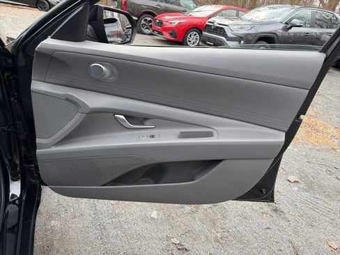 Certified 2023 Hyundai Elantra SEL w/ Cargo Package image 10