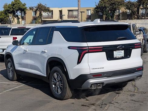 New 2026 Chevrolet Traverse LT image 10