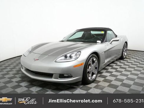Used 2006 Chevrolet Corvette Convertible w/ Preferred Equipment Group image 32