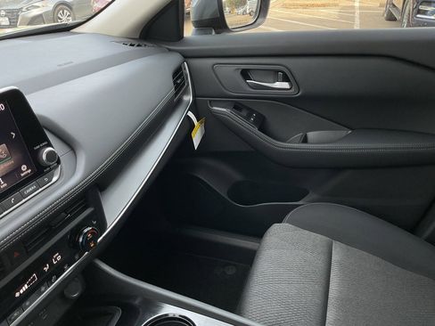 New 2026 Nissan Rogue SV image 33