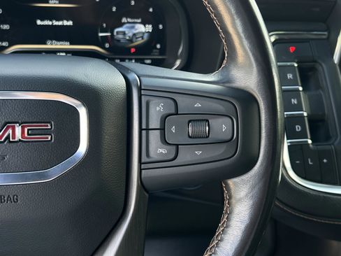 Used 2022 GMC Yukon XL AT4 w/ Technology Package AWD/4WD image 28