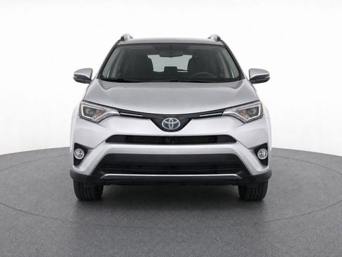 Used 2017 Toyota RAV4 XLE w/ All Weather Liner Package AWD/4WD image 5