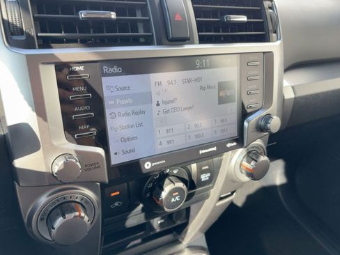 Used 2022 Toyota 4Runner SR5 Premium image 24