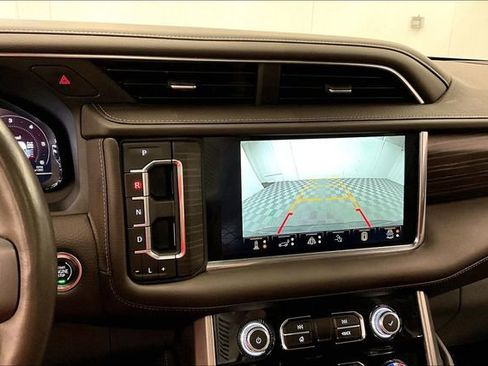 Used 2023 GMC Yukon XL Denali w/ Denali Reserve Package AWD/4WD image 30