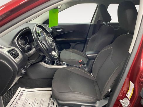 Used 2020 Jeep Compass Sport image 9