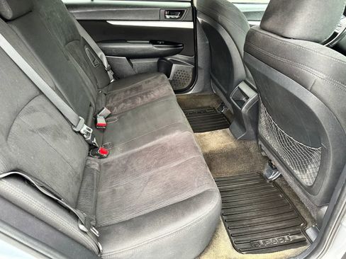 Used 2013 Subaru Outback 2.5i Premium image 19