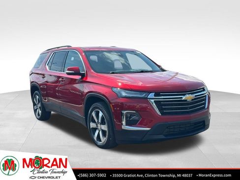 Certified 2023 Chevrolet Traverse LT w/ LT Premium Package AWD/4WD image 8