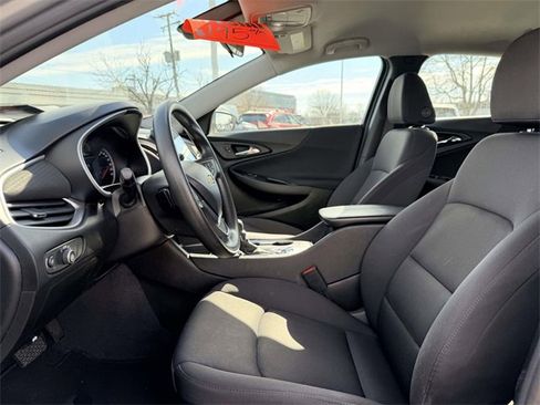 Used 2022 Chevrolet Malibu LT image 16