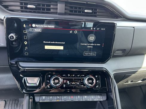 Used 2025 GMC Sierra 2500 AT4X w/ AT4X AEV Edition image 10