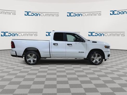 New 2026 RAM 1500 Express AWD/4WD image 9
