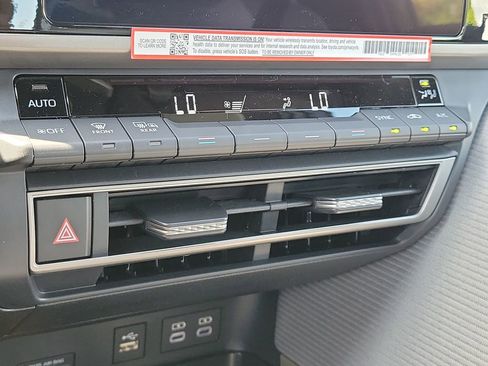 New 2026 Toyota Camry SE w/ Convenience Package image 16