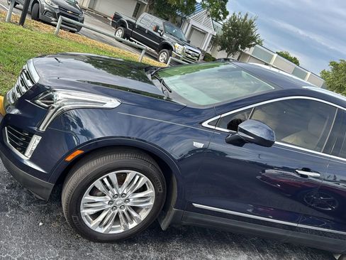 Used 2017 Cadillac XT5 Premium Luxury FWD image 7