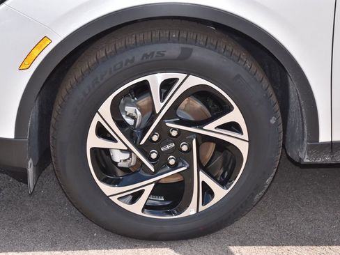 New 2026 Lincoln Nautilus Premier w/ Equipment Group 102A image 46