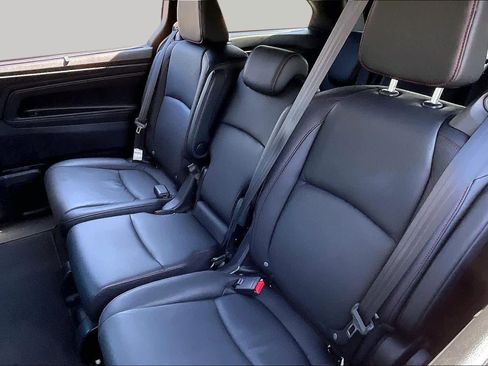 Used 2025 Honda Odyssey Sport-L image 20