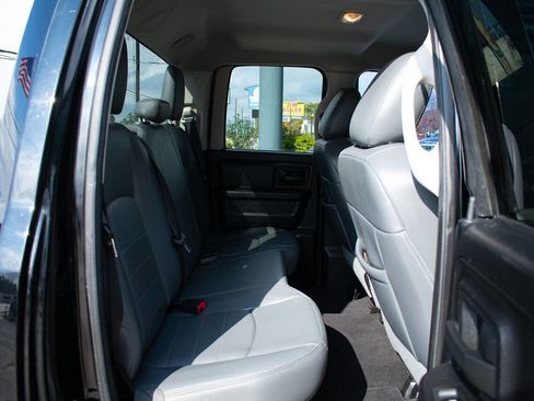 Used 2013 RAM 1500 Express image 40