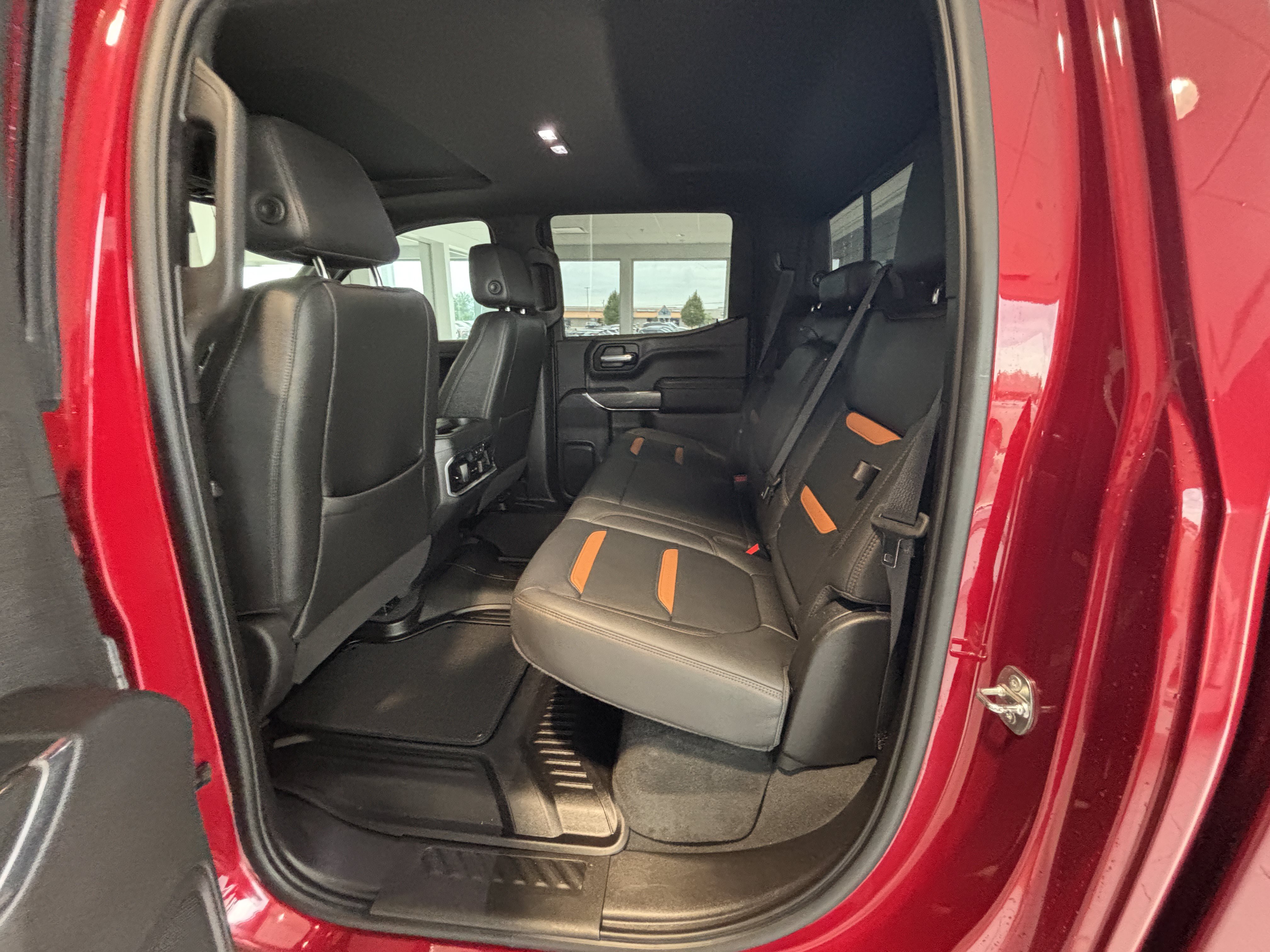 Used 2021 GMC Sierra 1500 AT4 w/ AT4 Preferred Package AWD/4WD image 18