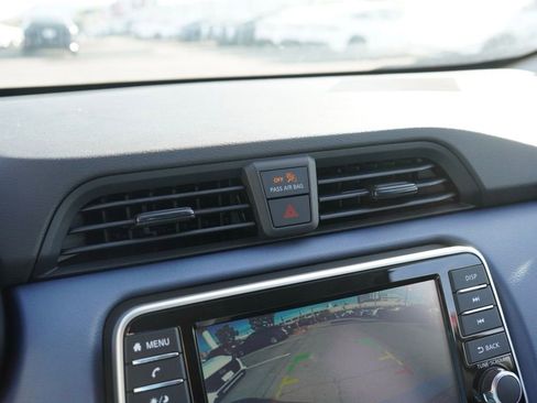 New 2025 Nissan Versa SV image 10