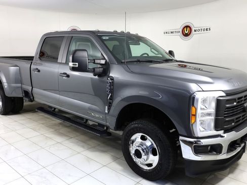 Used 2023 Ford F350 XL w/ 360-Degree Camera Package AWD/4WD image 39