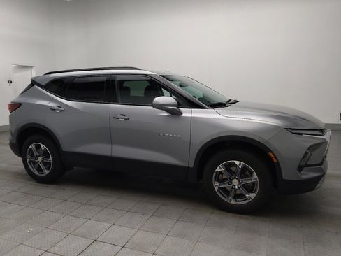 Used 2024 Chevrolet Blazer LT w/ Convenience Package image 11