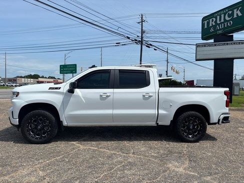 Used 2021 Chevrolet Silverado 1500 RST AWD/4WD image 2