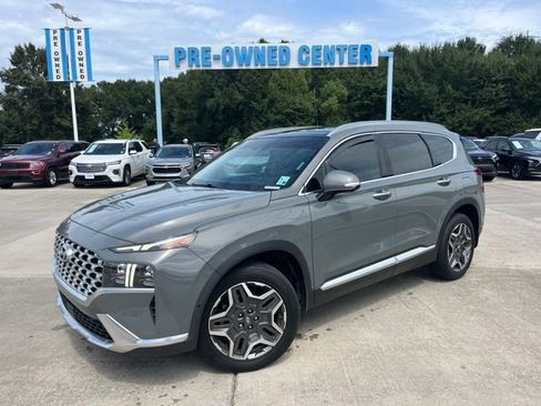 Used 2022 Hyundai Santa Fe Limited FWD image 2