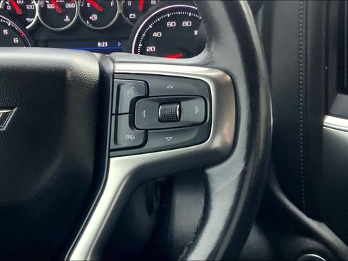 Used 2021 Chevrolet Silverado 1500 LT AWD/4WD image 20