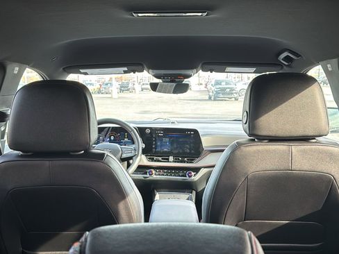 Used 2026 Chevrolet Equinox RS w/ Convenience Package III image 24