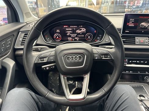 Used 2018 Audi Q5 Prestige w/ Prestige Package image 14