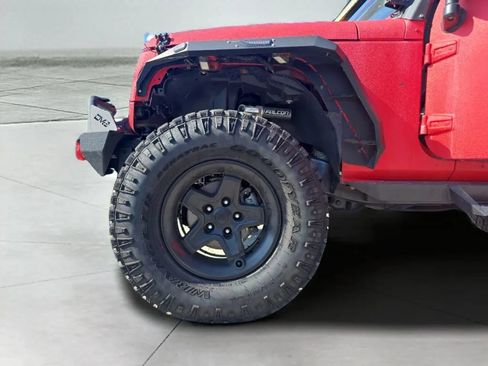 Used 2017 Jeep Wrangler Unlimited Sport w/ Quick Order Package 24S AWD/4WD image 29