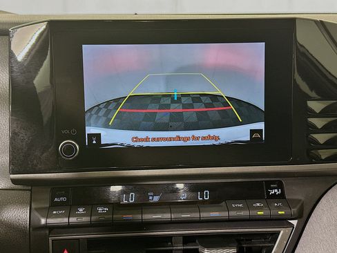 Used 2025 Toyota Camry LE FWD image 25