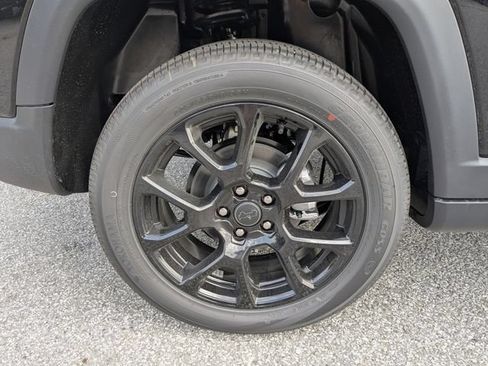New 2026 Jeep Compass Latitude AWD/4WD image 6