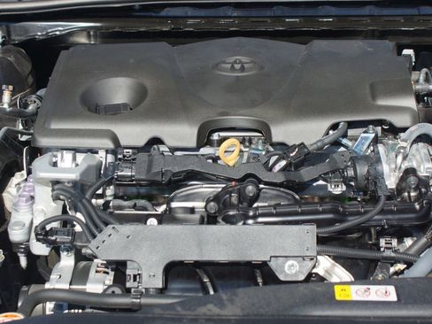 Used 2023 Toyota Camry SE w/ Audio Upgrade Package FWD image 26