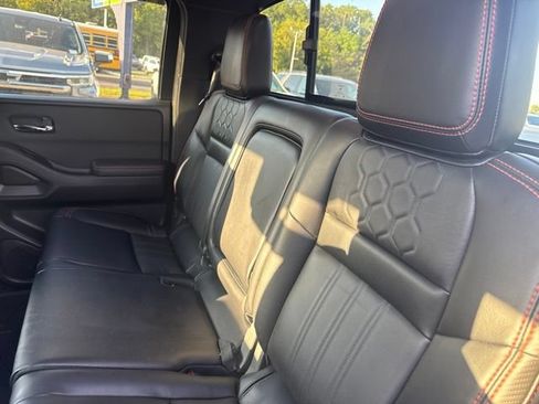 Used 2024 Nissan Frontier PRO-4X w/ Pro Premium Package AWD/4WD image 8