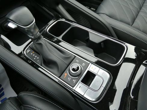 Used 2024 Kia Telluride SX Prestige X-Line AWD/4WD image 32
