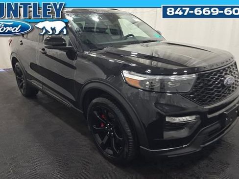 Used 2023 Ford Explorer ST w/ Technology Package image 3