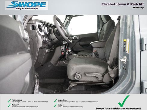 New 2026 Jeep Gladiator Willys image 12