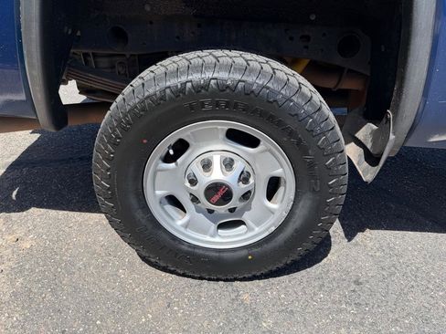 Used 2018 GMC Sierra 2500 SLE AWD/4WD image 24