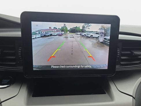 Used 2022 Ford Explorer XLT RWD image 23